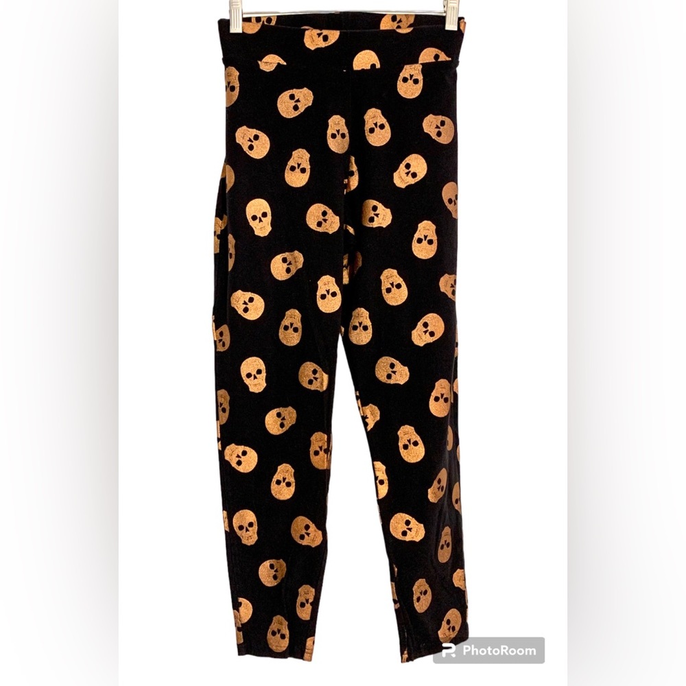 TORRID ACTIVE/CASUAL BLACK GOLD GLITTER SKULLS ANKLE LEGGINGS SIZE 2